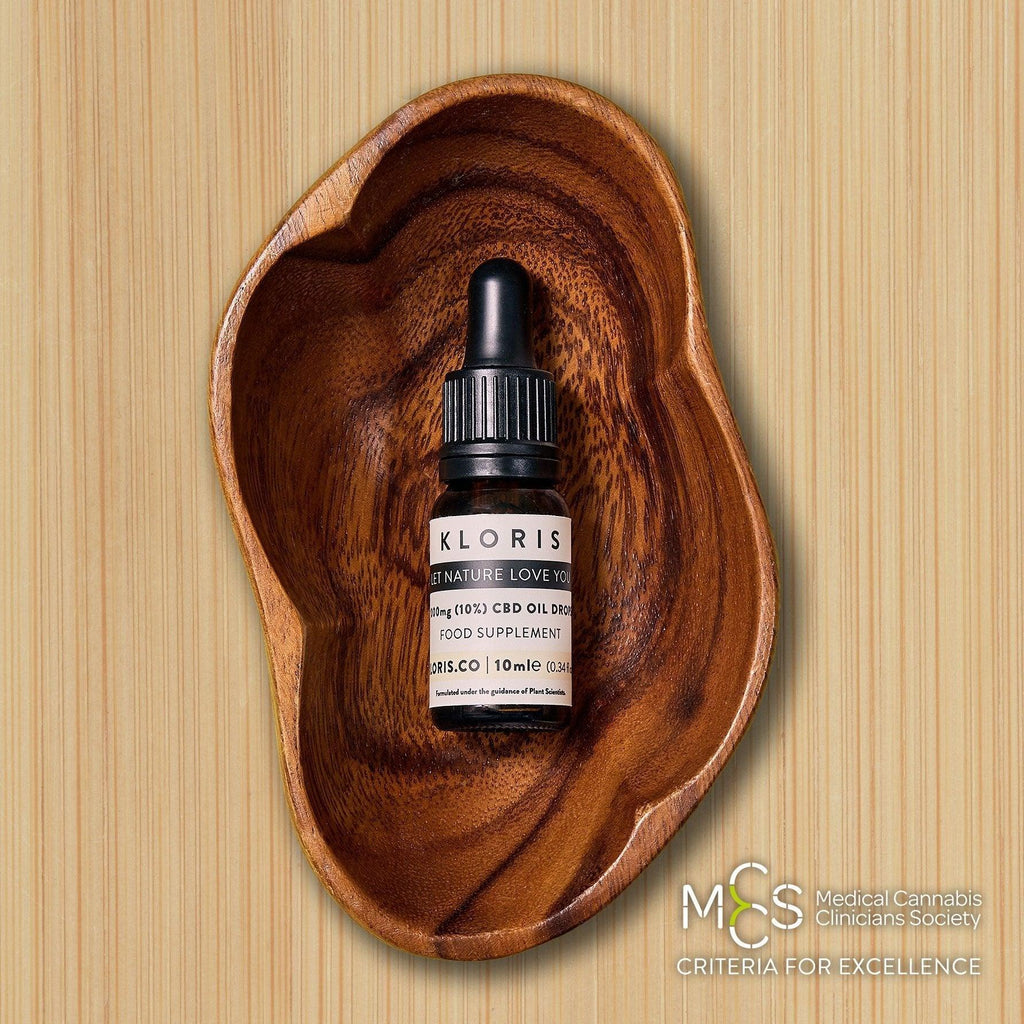 1000mg broad-spectrum CBD oil drops 10ml bottle with MCT oil for daily wellness and recovery